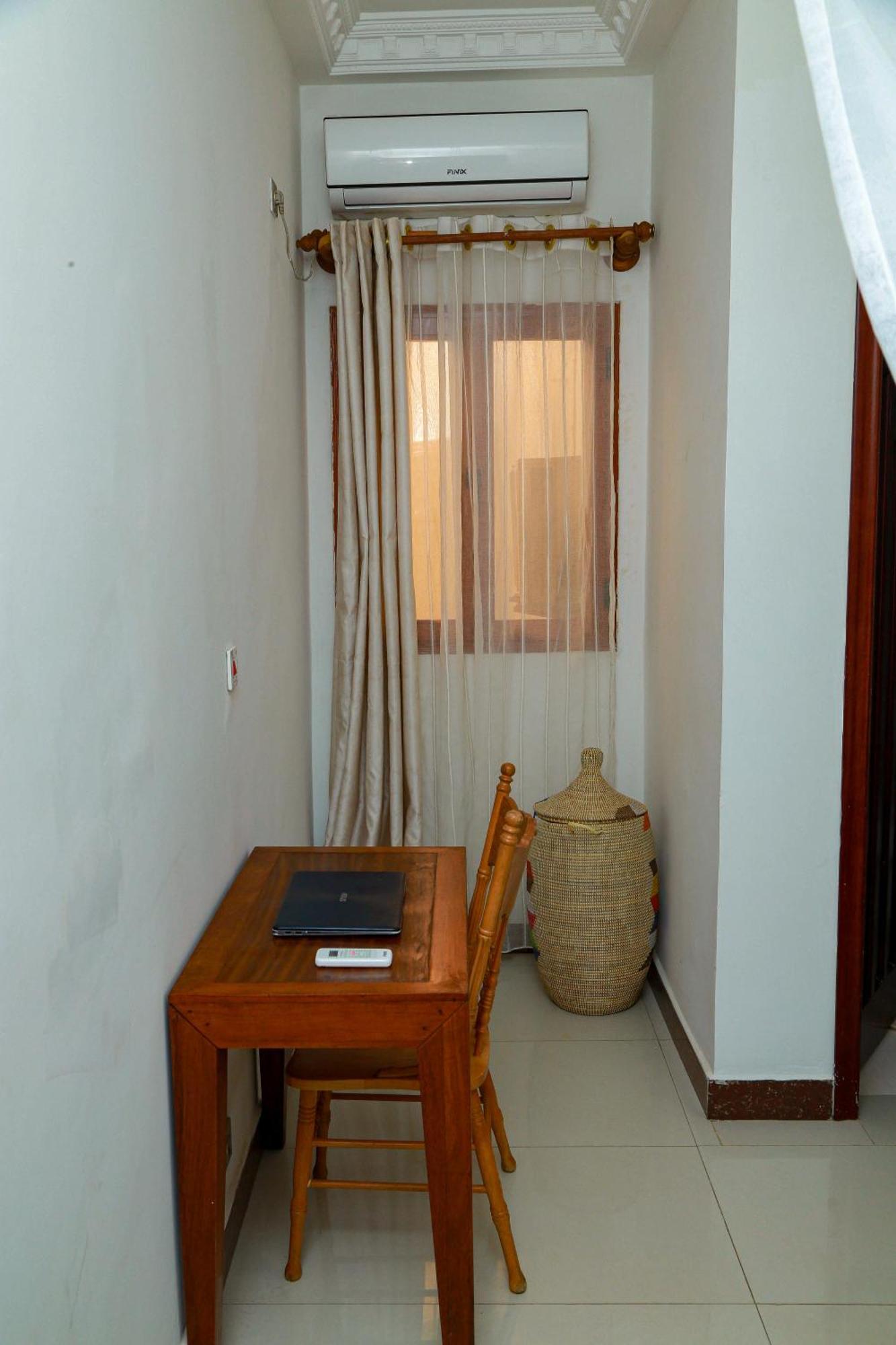 Daaru Jamm Apartment Dakar Exterior photo